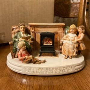 Family Reading - Sebastian Miniatures Prescott W Baston - Decor Figure Vintage